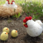 Needle Felting Kit Felt Animals Wool Felting DIY Kit : 1 Hen and 3 Chick