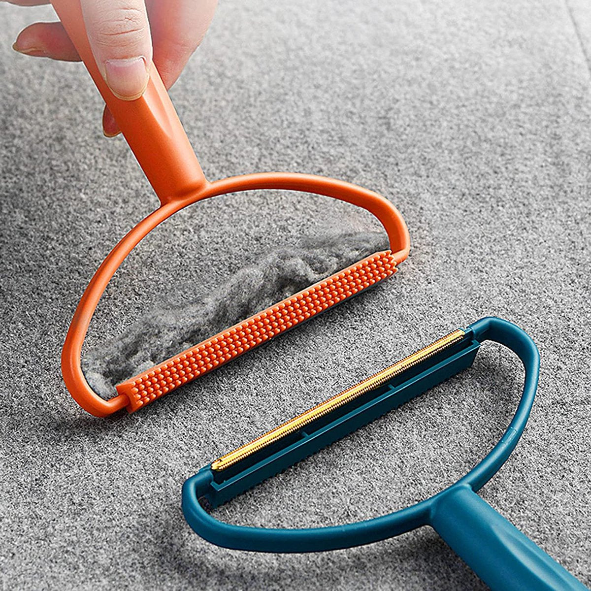 Portable Hair Removal Device - Clothes Hair Removal Device - Manual Hair Removal Device - Sweater Vacuum Cleaner - For removing dust and pets from clothes, curtains, blankets and sofas (blue and orange)