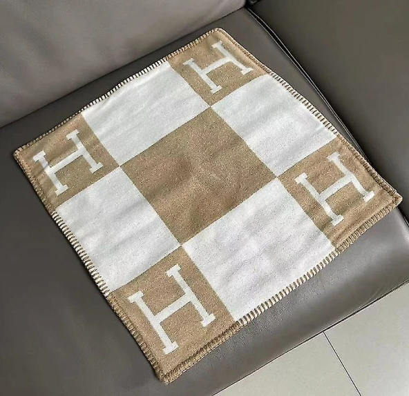 H-pillow Nordic model room lunch break sofa cushion car waist back cushion wool knitted cushion - khaki_MGF