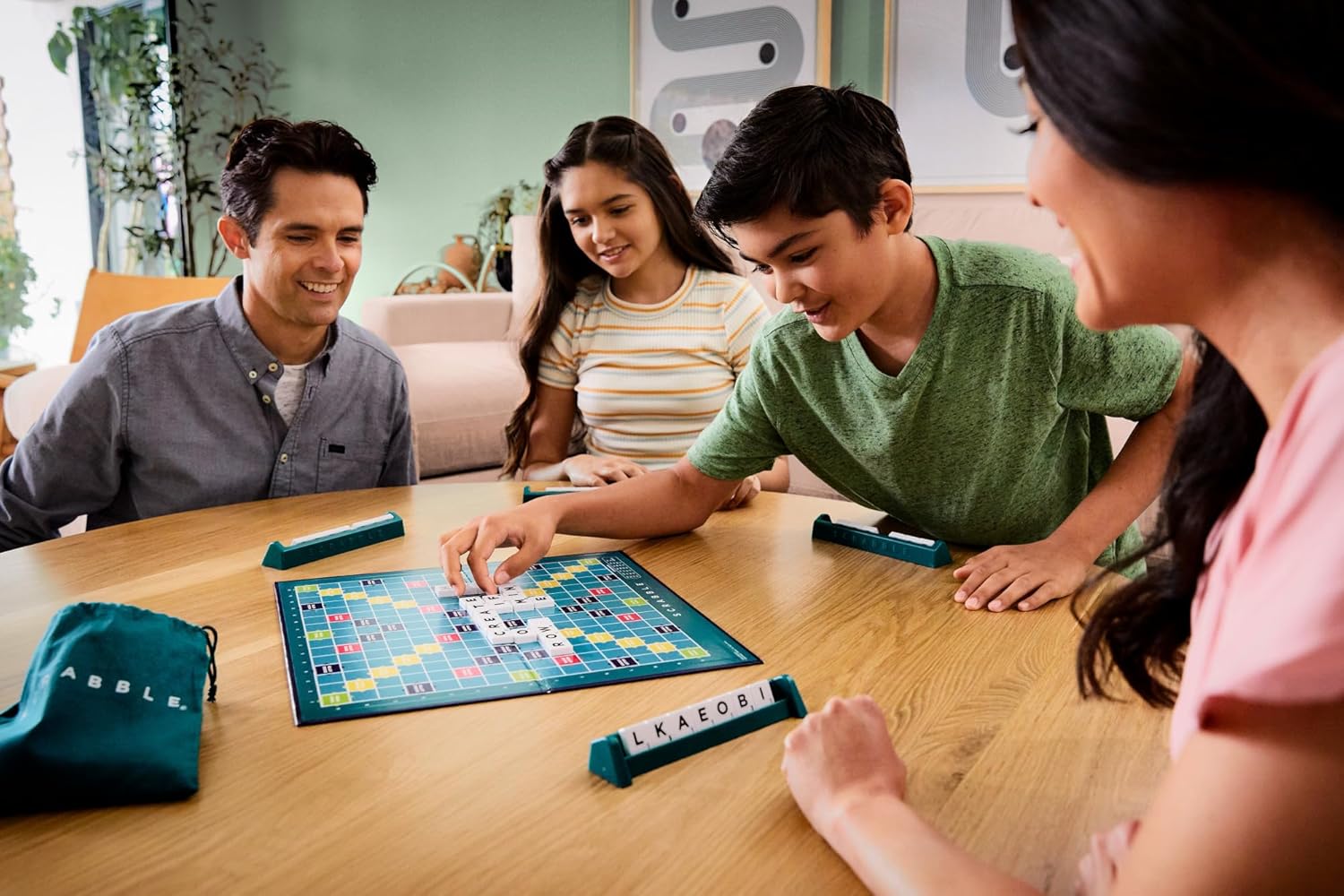 Classic Scrabble, Original Word Crossword Board Game, English Version, Family Game for Adults and Kids, Word Game for 2 to 4 Players