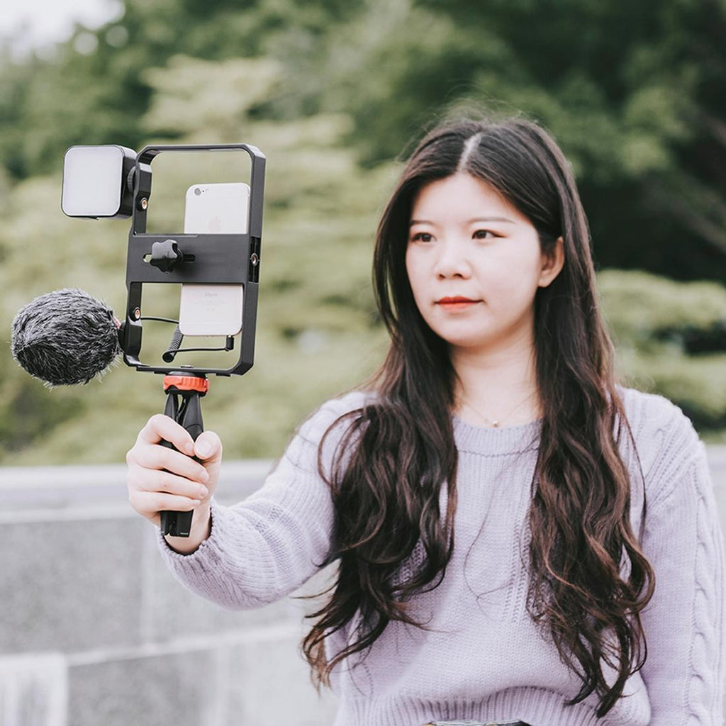 Vlogging Video Rig With Led Light Mic & Tripod