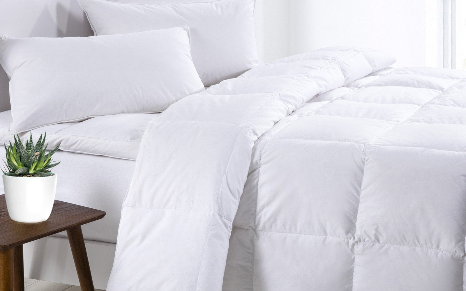 Royal Comfort Pure Soft 500Gsm Goose Feather & Down Quilt - Various Sizes