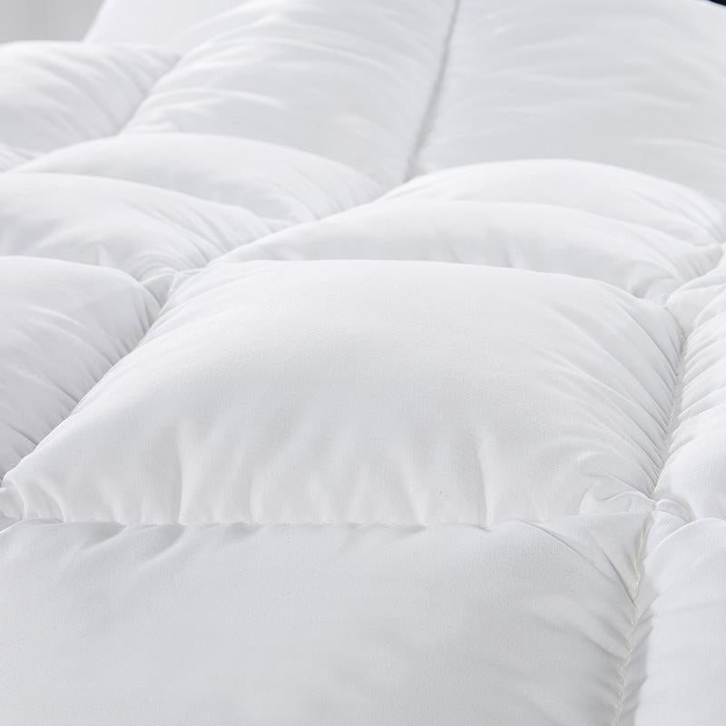 Royal Comfort Deluxe Pure Soft Duck Feather & Down Quilt - Various Sizes