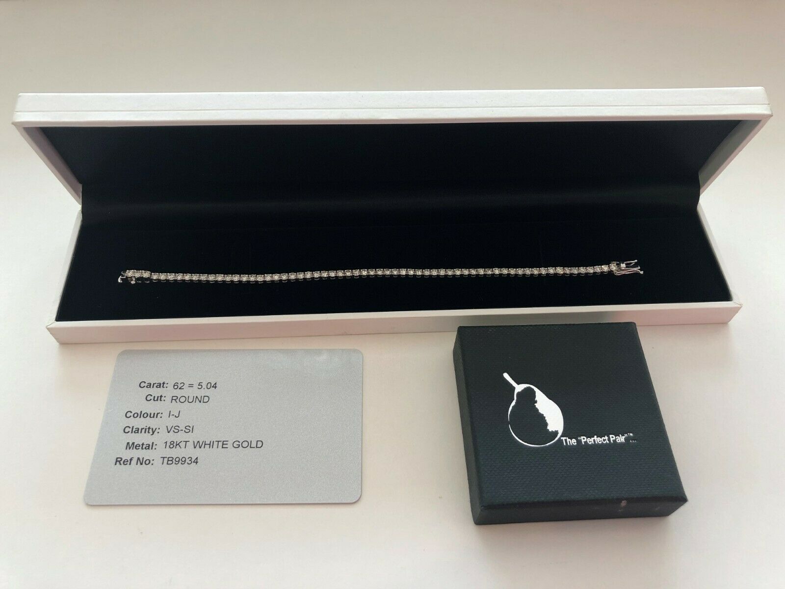 Solid Round White Gold Diamond Tennis Bracelet 18Ct Elegant Jewellery