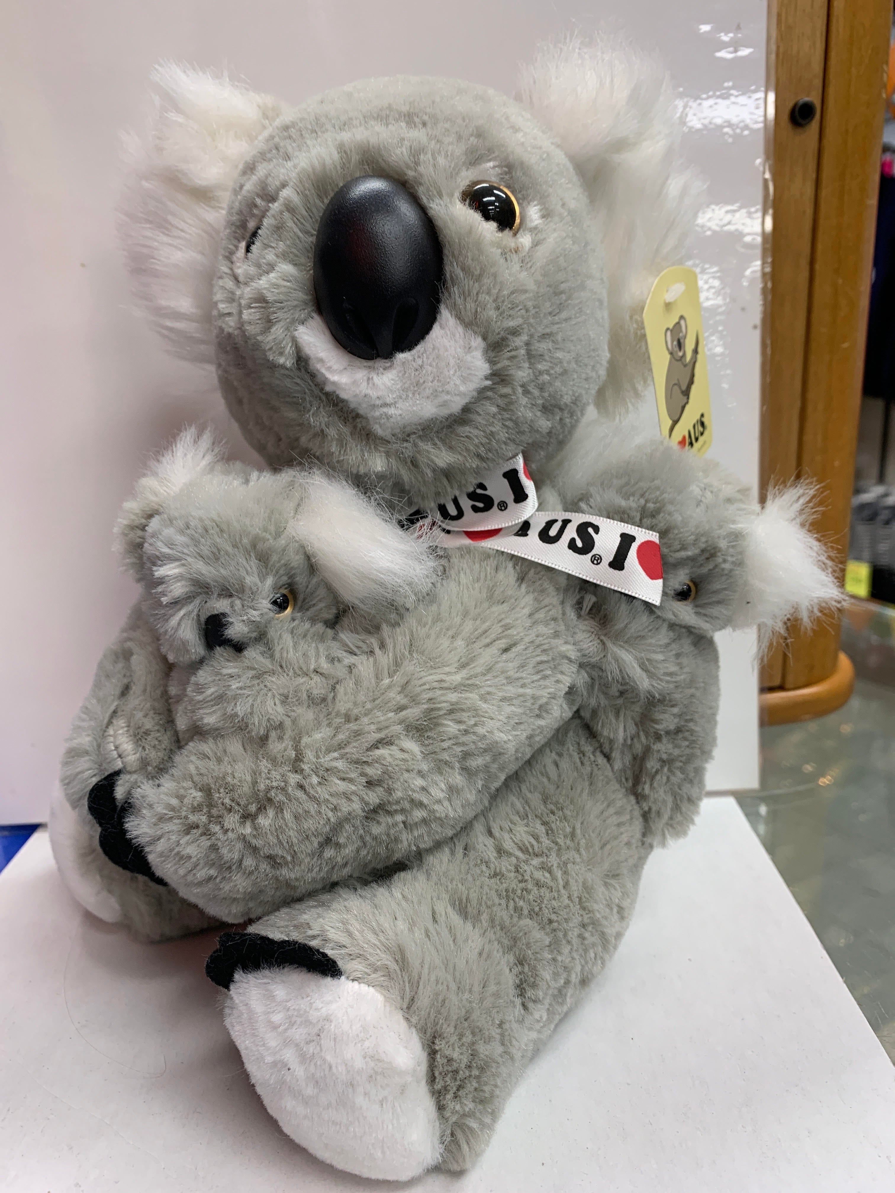 Stuffed Koala With Babies Australian Toy - I Love Australia Themed 25 Cm Height